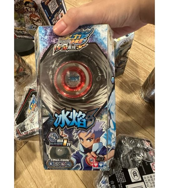 Yoyo Đỏ Tóc Xanh Xịn