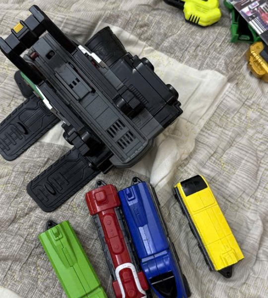 Mô hình đồ chơi chính hãng DX ToQ Changer & Aplli Changer – Ressha sentai siêu nhân tàu hỏa