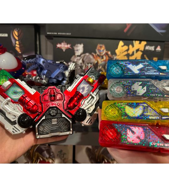 Kamen Rider W Bootleg kèm 6 MMR